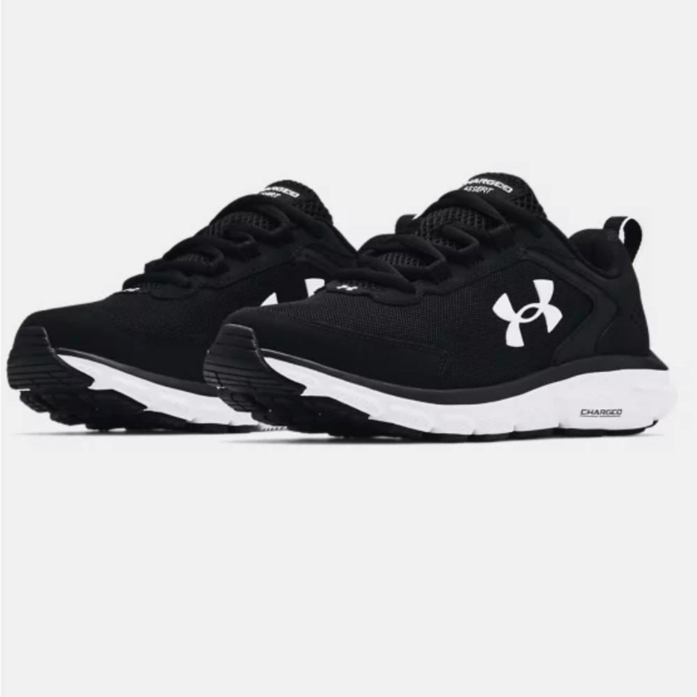 Under Armor Charged Assert Running shoes sz 10 Women